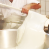 lavorazione della mozzarella